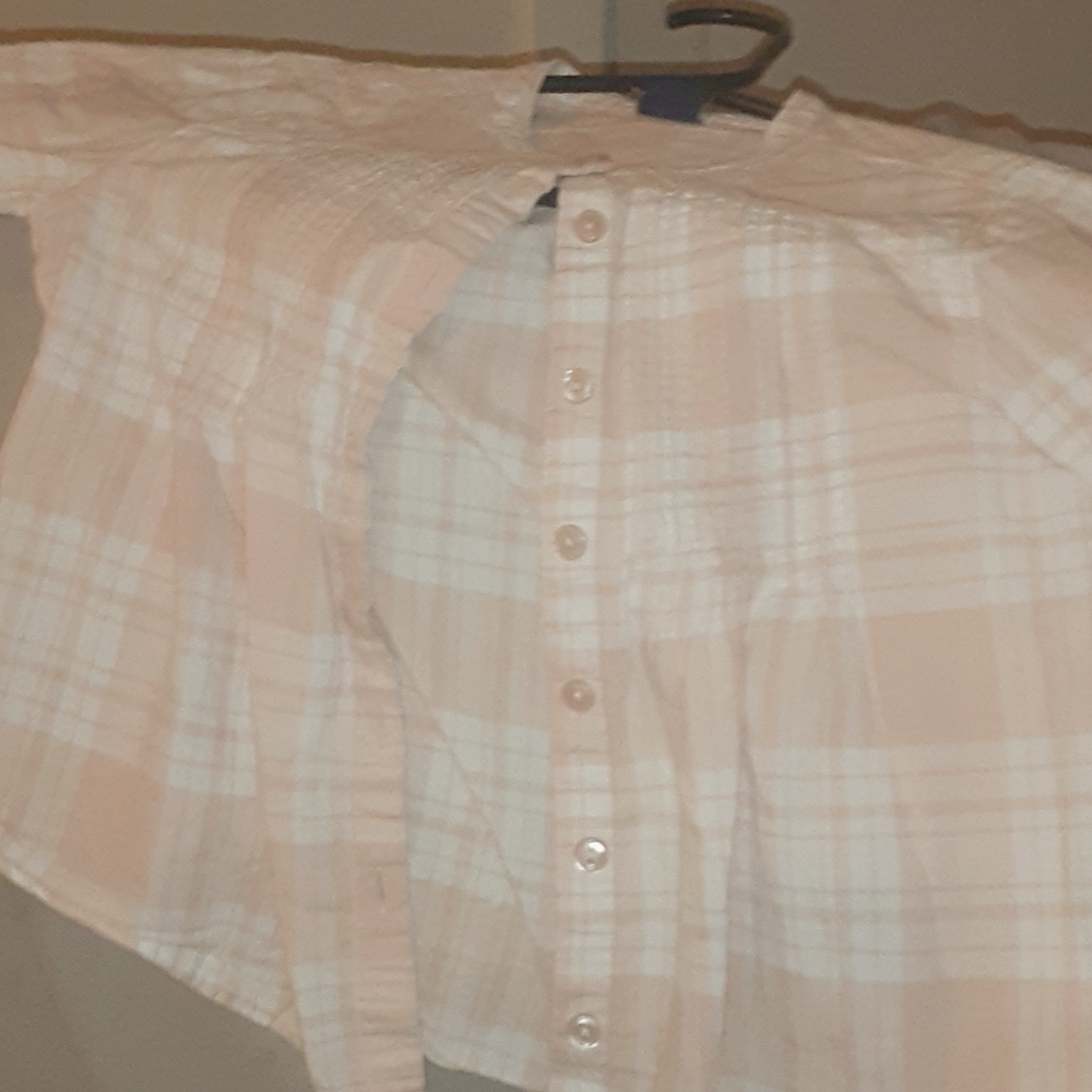 Selling kids shirts